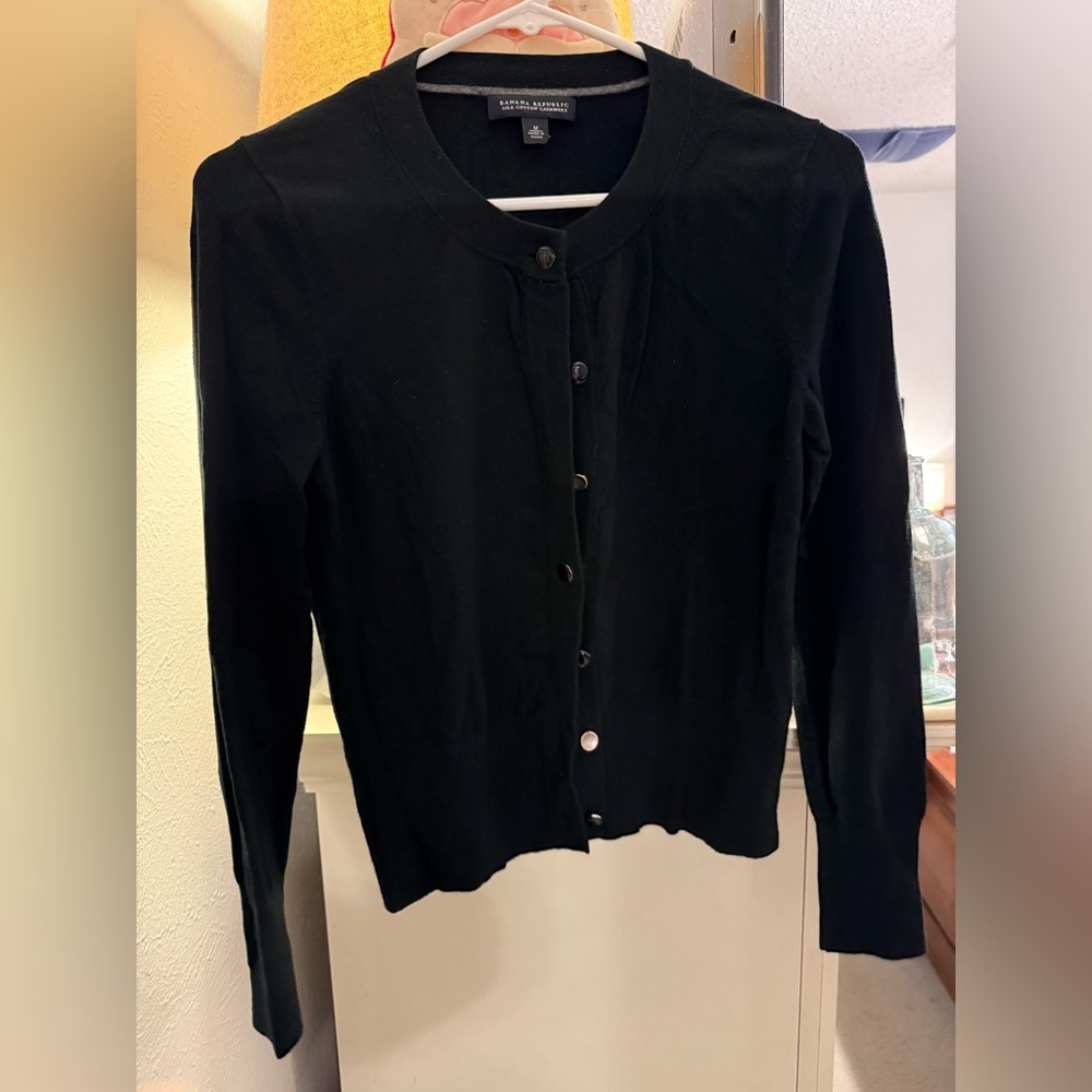 🖤 Banana Republic Black Button-Up Cashmere Blend Cardigan